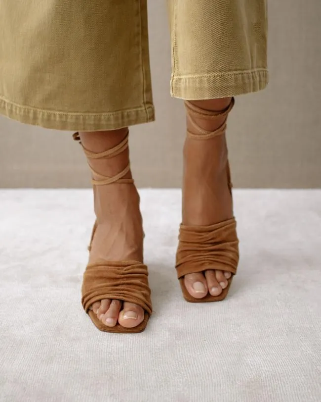 ALOHAS Heels Kahlo 8211 Brown Leather Sandals 8211 Women