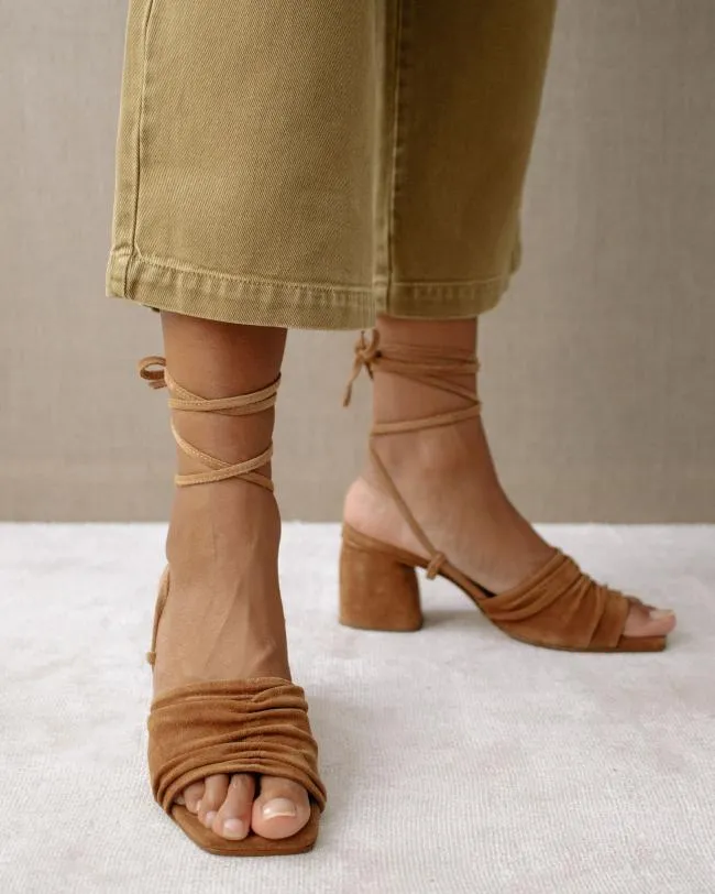 ALOHAS Heels Kahlo 8211 Brown Leather Sandals 8211 Women