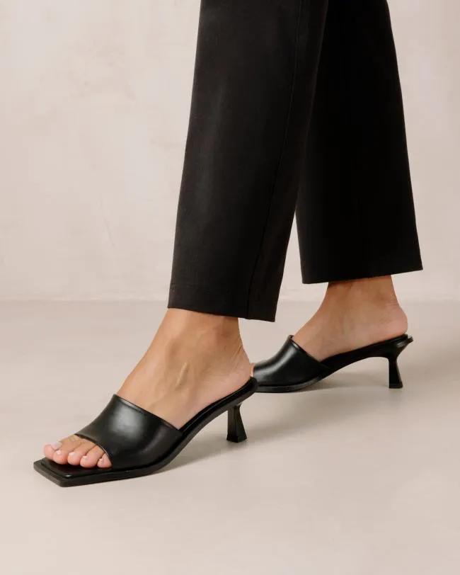 ALOHAS Mules Daphne 8211 Black Leather Sandals 8211 Women
