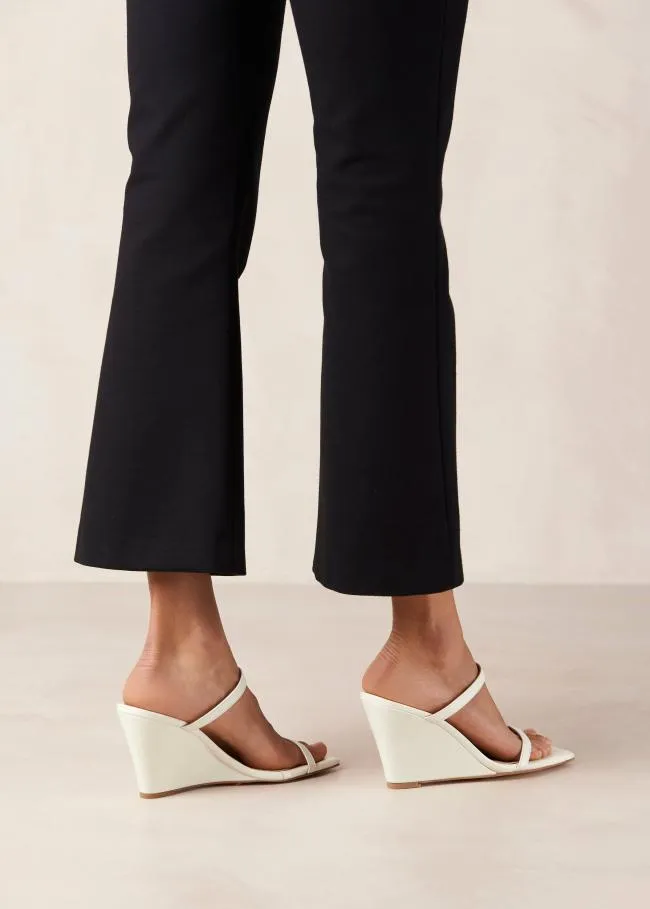 ALOHAS Mules Paixao 8211 Cream Wedge Mules 8211 Women