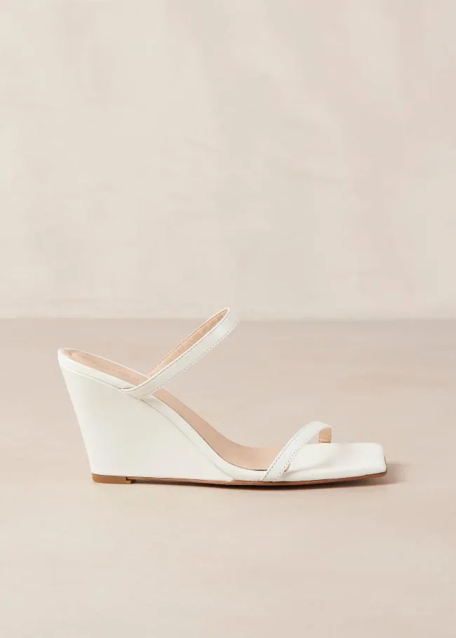 ALOHAS Mules Paixao 8211 Cream Wedge Mules 8211 Women