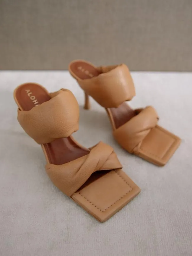 ALOHAS Mules Twist Strap 8211 Brown Leather Mules 8211 Women