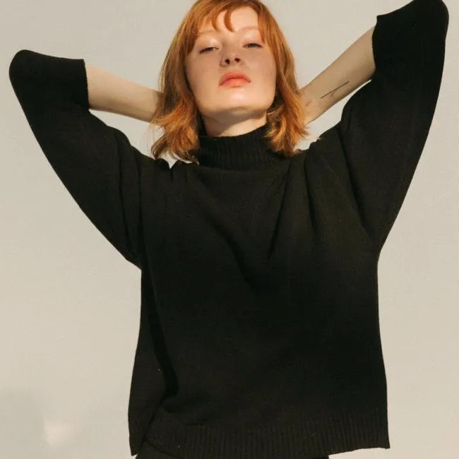 ALOHAS Sweaters and Cardigans Passenger 8211 Black Knit Top 8211 Women