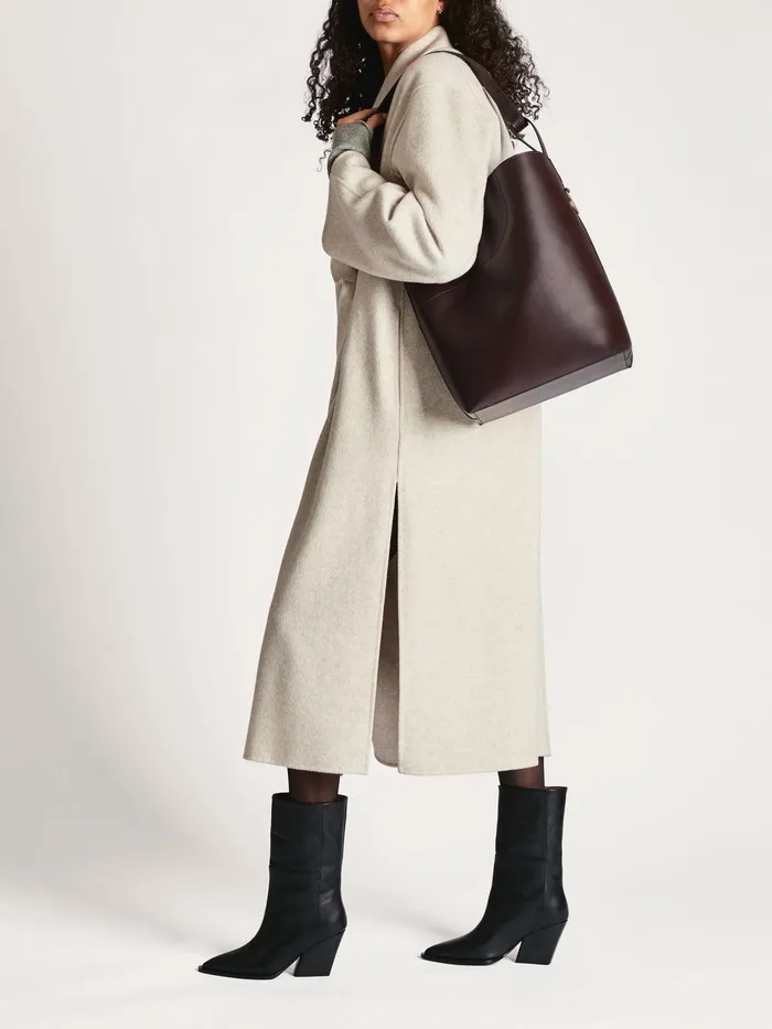 ATP Atelier Tote Bags Pienza Walnut Leather Large Tote Bag Walnut 8211 Women