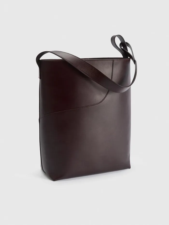 ATP Atelier Tote Bags Pienza Walnut Leather Large Tote Bag Walnut 8211 Women