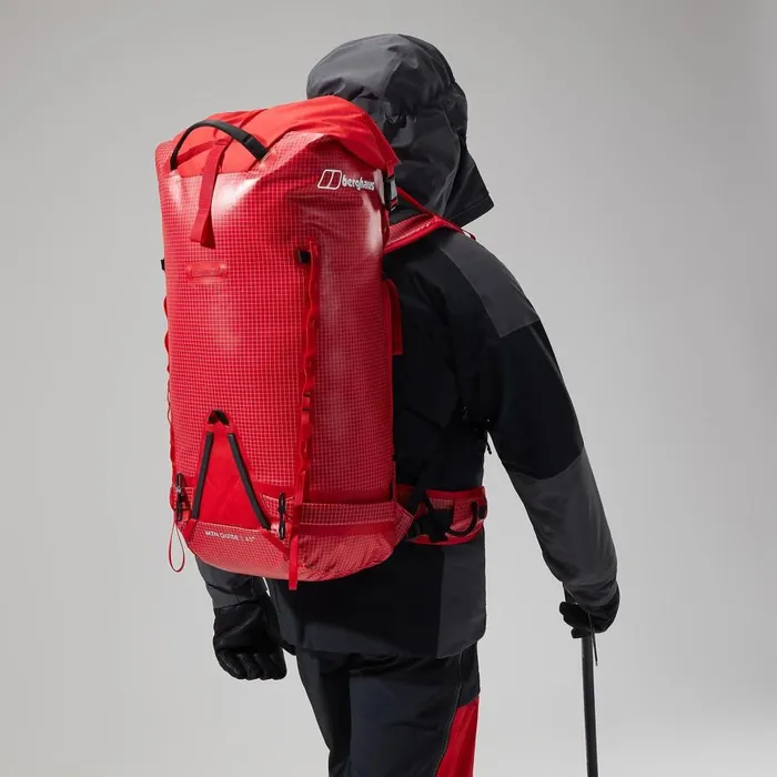 Berghaus Travel MTN Guide 45 8211 Red 8211 MenWomen