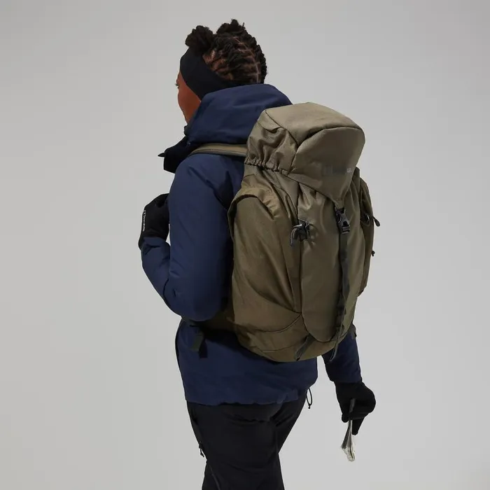 Berghaus Waterproof Hillwalker Interactive Jacket 8211 Dark Blue 8211 Women