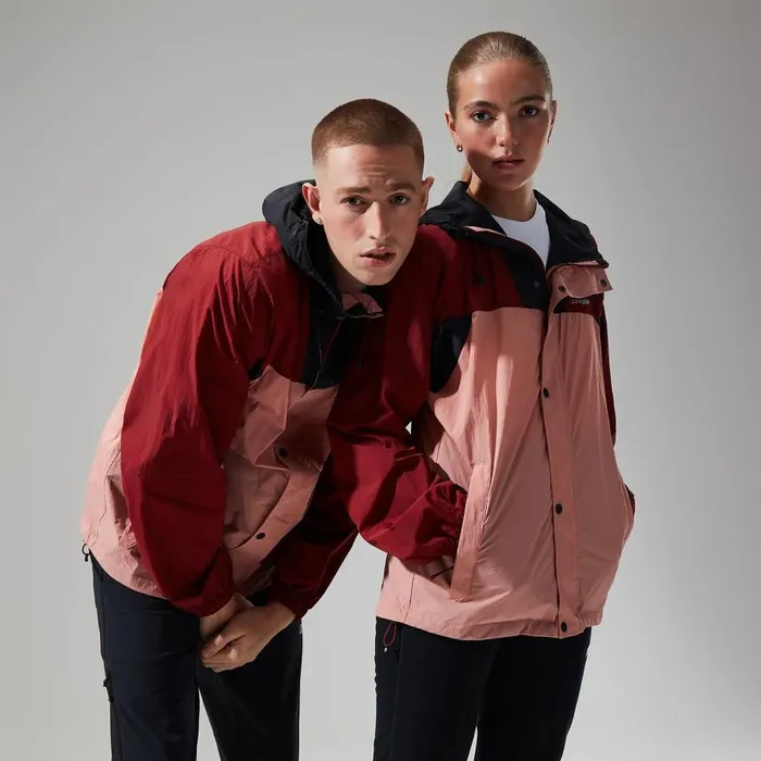 Berghaus Windproof Urban Windbreaker 21 Jacket 8211 PinkDark Red 8211 Women