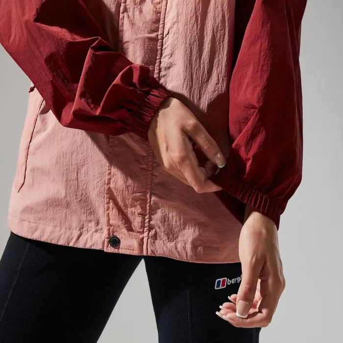 Berghaus Windproof Urban Windbreaker 21 Jacket 8211 PinkDark Red 8211 Women