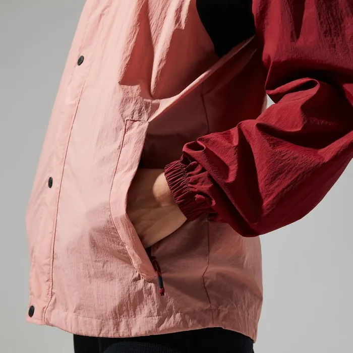 Berghaus Windproof Urban Windbreaker 21 Jacket 8211 PinkDark Red 8211 Women