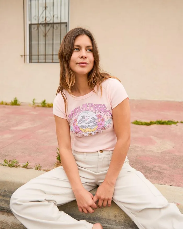 Billabong Graphic Tees and Tanks Brighter Days Ahead TShirt Feelin Peachy 8211 Women Billabong Graphic Tees and Tanks Brighter Days Ahead TShirt Feelin Peachy 8211 Women