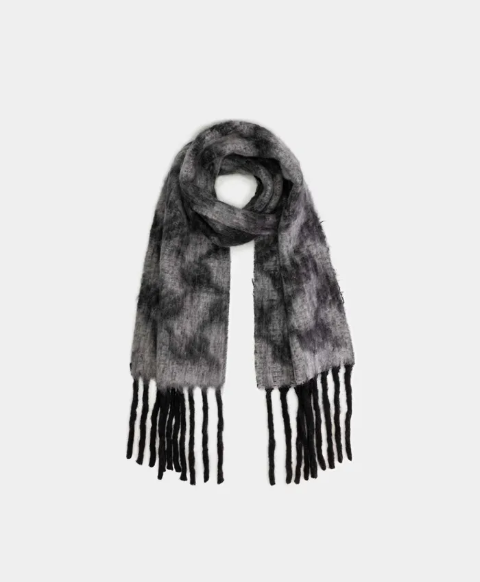 Black Riyo Scarf MenWomen Daily Paper Other