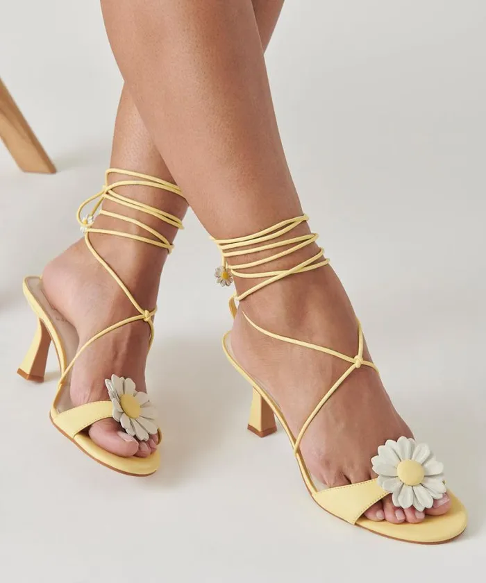 Dolce Vita Daizy Heels Yellow Stella Women Sandals