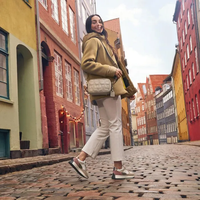 Geox Bags NARCISIA WOMAN Off White Crossbody Bag Off White 8211 Woman