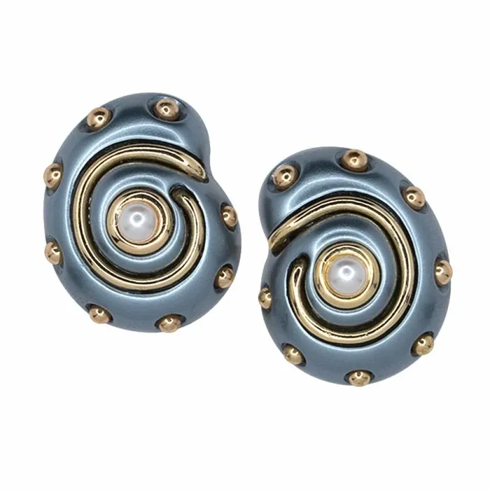 Kenneth Jay Lane Dark Color Earrings Women Grey Pearl With Gold Dots And Pearl Center Shell Clip Earrings Kenneth Jay Lane Dark Color Earrings Women Grey Pearl With Gold Dots And Pearl Center Shell Clip Earrings