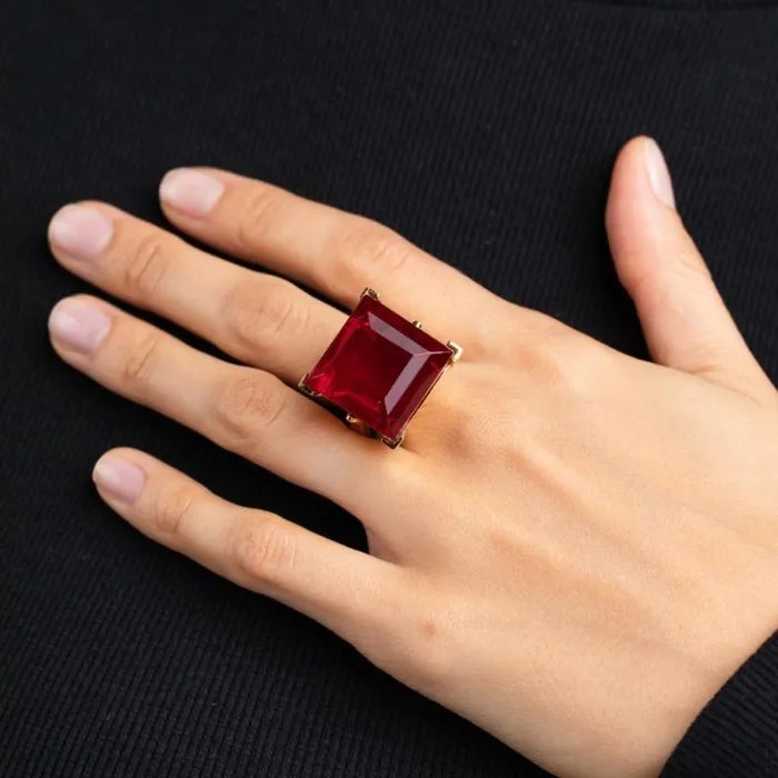 Kenneth Jay Lane Dark Color Gem Rings Women Ruby Square Stone Ring Kenneth Jay Lane Dark Color Gem Rings Women Ruby Square Stone Ring