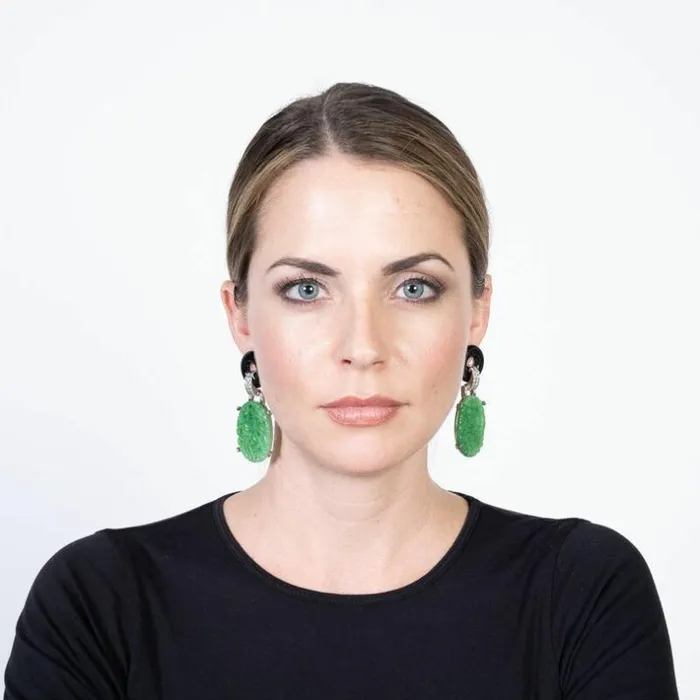 Kenneth Jay Lane Light Color Earrings Women Carved Jade Drop Deco Clip Earrings Kenneth Jay Lane Light Color Earrings Women Carved Jade Drop Deco Clip Earrings