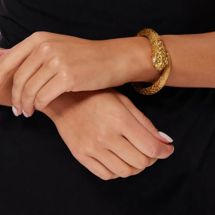 Kenneth Jay Lane Metallic Finish Bracelets Women Antique Gold Snake Head Bracelet Kenneth Jay Lane Metallic Finish Bracelets Women Antique Gold Snake Head Bracelet