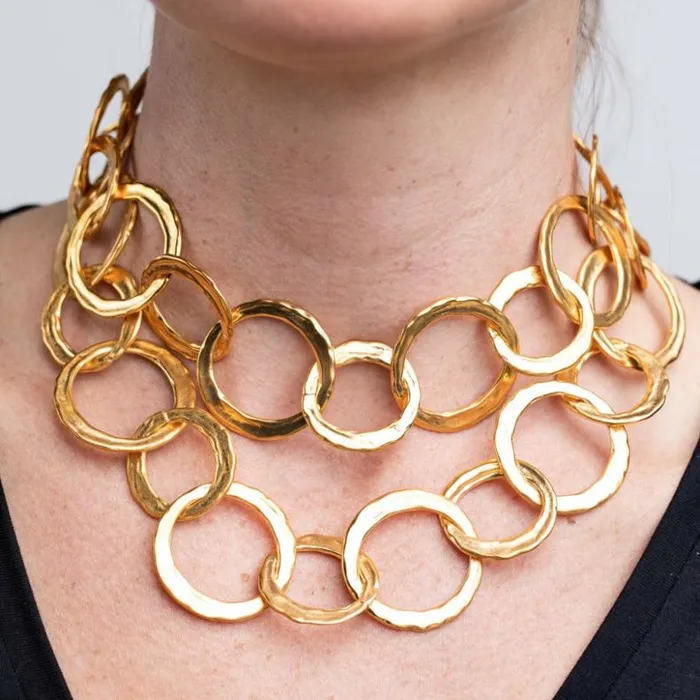 Kenneth Jay Lane Metallic Finish Necklaces Women Satin Gold Circle Link Necklace Kenneth Jay Lane Metallic Finish Necklaces Women Satin Gold Circle Link Necklace
