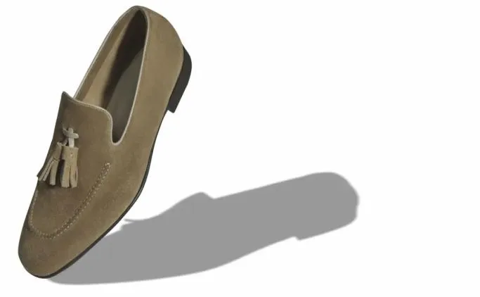 Loafers Men Manolo Blahnik CHESTERKhaki Suede Tassel Loafers