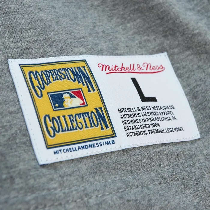 Men039s MLB Mitchell and Ness Legends SS Tee Pittsburgh Pirates Roberto Clemente Men039s MLB Mitchell and Ness Legends SS Tee Pittsburgh Pirates Roberto Clemente