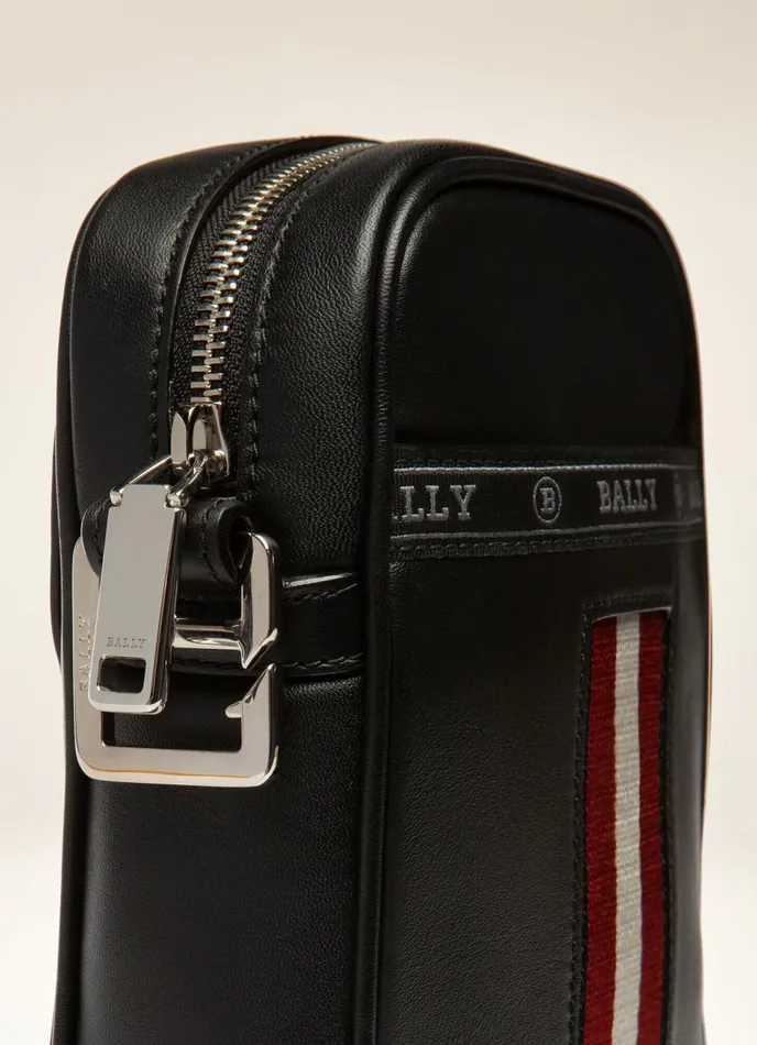 Men Bally Messenger Bags Heyot 8211 Leather CrossBody Bag In Black