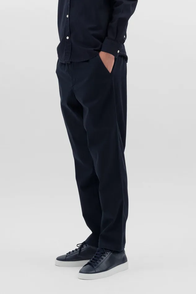 Men Norse Projects Trousers Ezra Light Stretch Dark Navy
