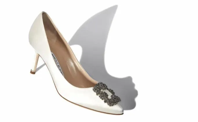 Pumps Women Manolo Blahnik HANGISI 70White Satin Jewel Buckle Pumps
