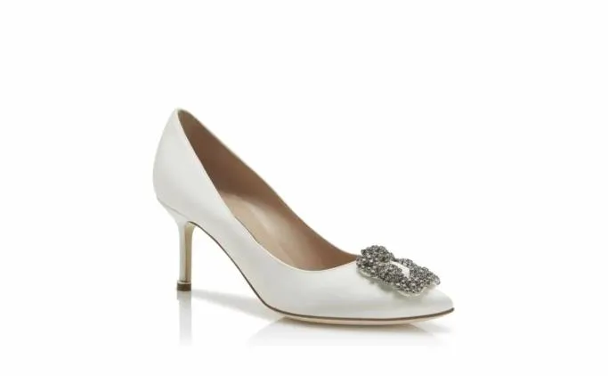 Pumps Women Manolo Blahnik HANGISI 70White Satin Jewel Buckle Pumps Pumps Women Manolo Blahnik HANGISI 70White Satin Jewel Buckle Pumps