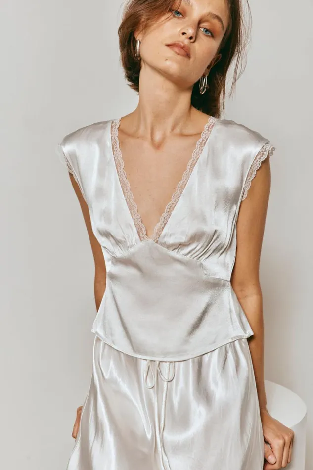 Short Sleeve Women VRG GRL Vintage Lover Tie Back Top White