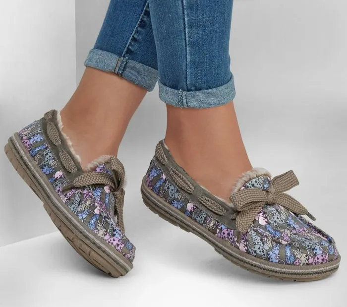 Skechers BOBS Too Cozy 8211 Cats Meow Taupe Multi Women SlipOns