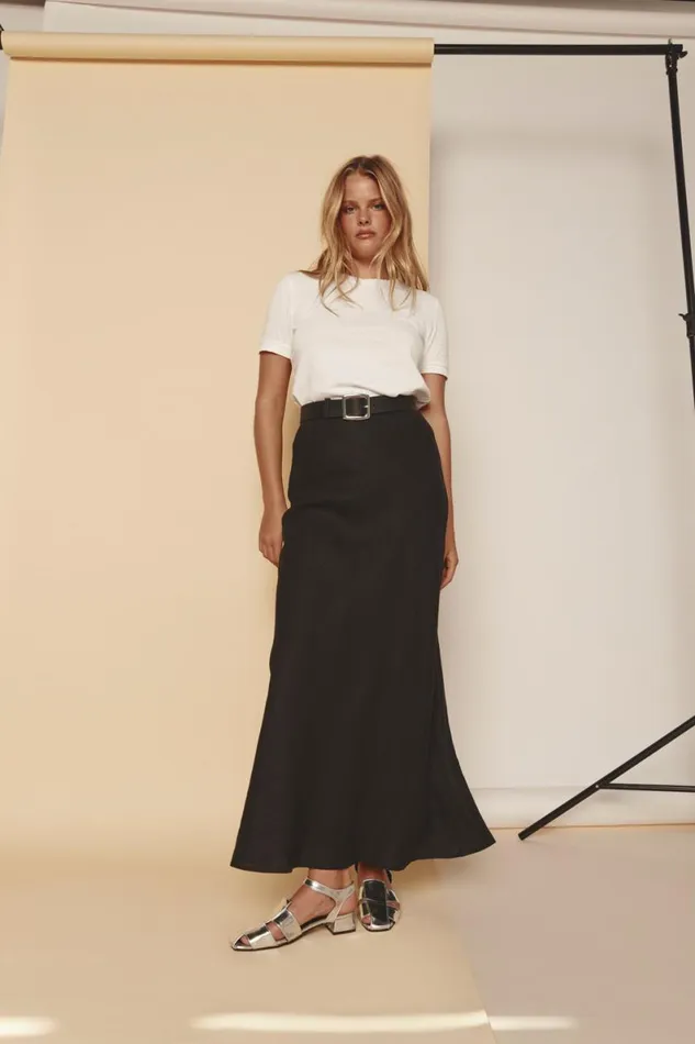 Skirts Women VRG GRL Ena Linen Bias Cut Maxi Skirt Black Skirts Women VRG GRL Ena Linen Bias Cut Maxi Skirt Black