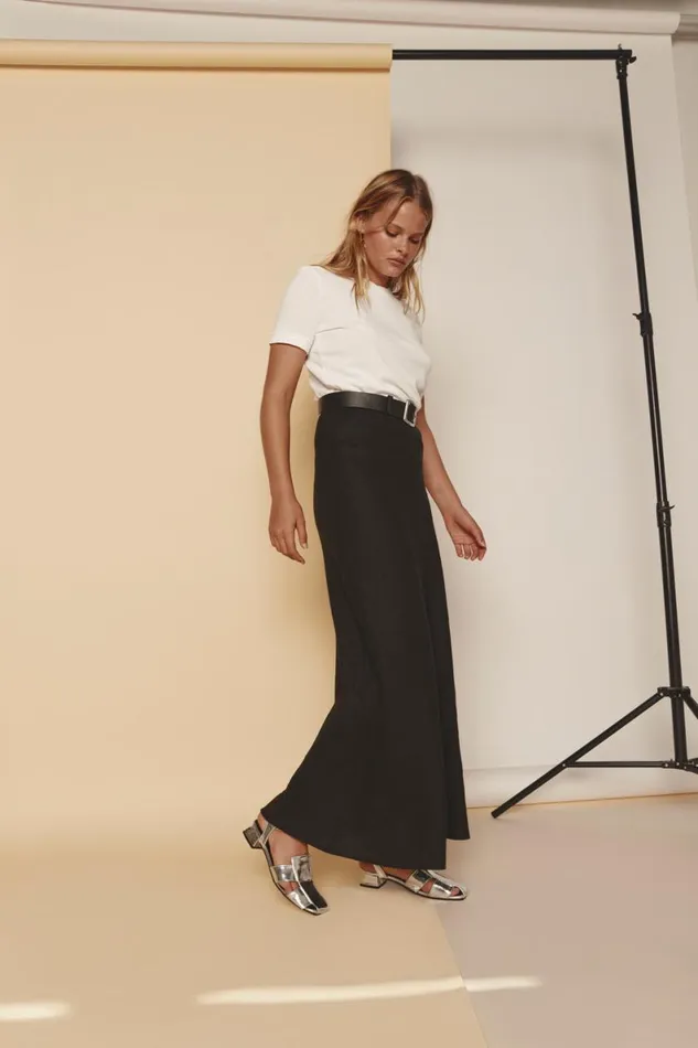 Skirts Women VRG GRL Ena Linen Bias Cut Maxi Skirt Black Skirts Women VRG GRL Ena Linen Bias Cut Maxi Skirt Black