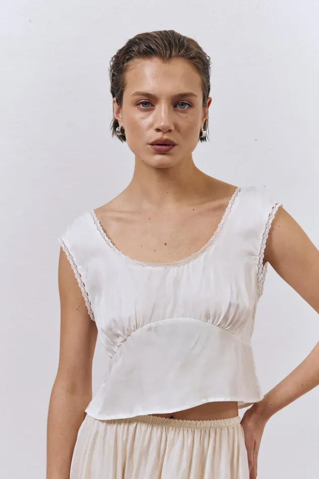 Sleeveless Women VRG GRL Zadie Top White Sleeveless Women VRG GRL Zadie Top White