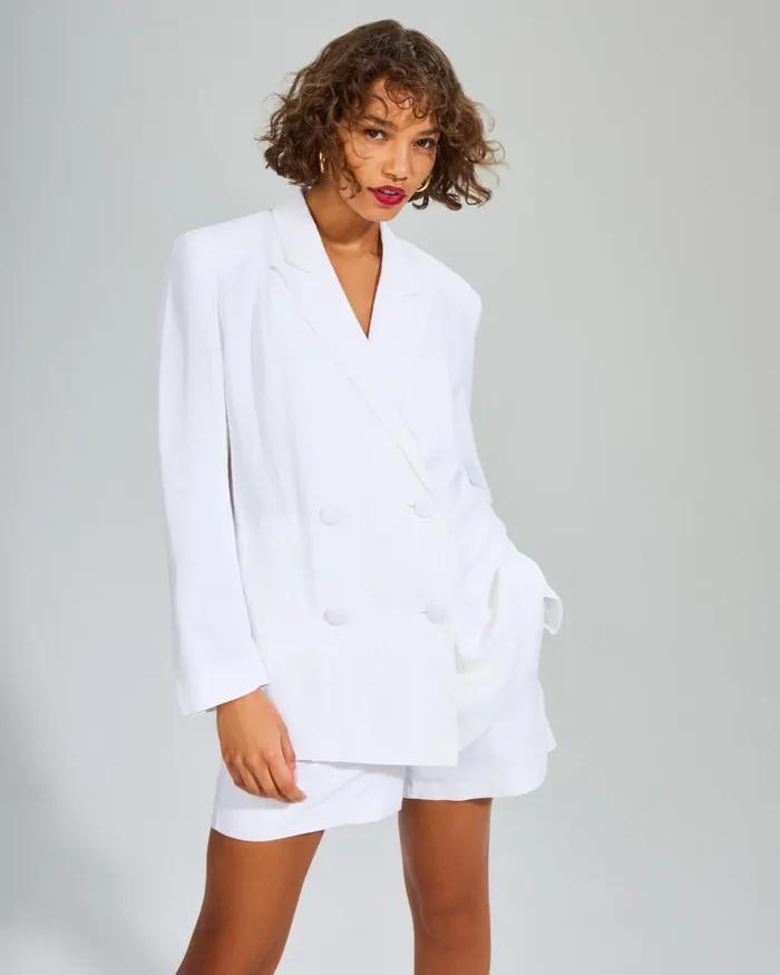 Steve Madden Eni Short White Womens Bottoms