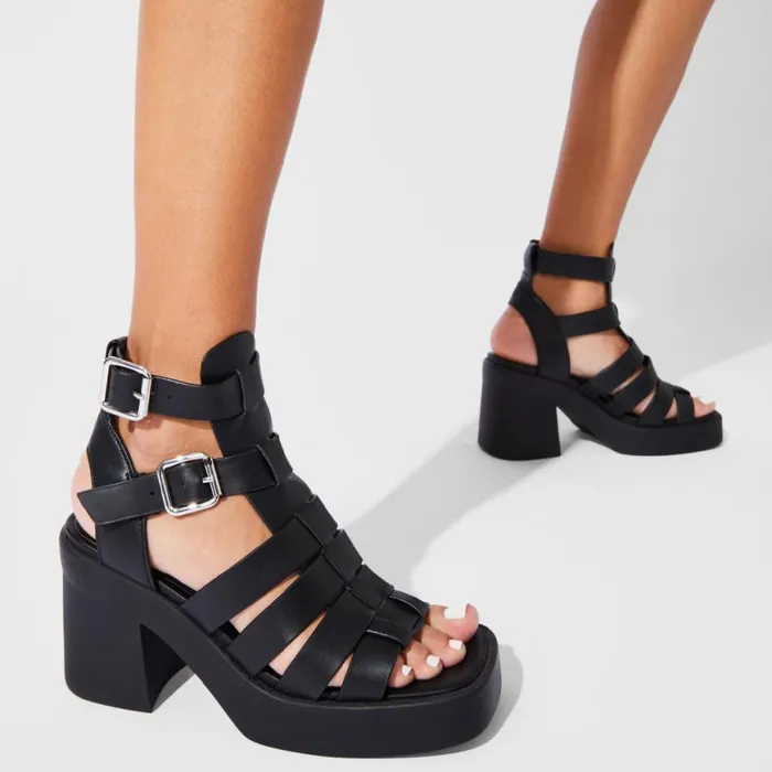 Steve Madden Kiona Black Leather Womens Sandals
