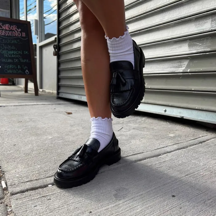 Steve Madden Minka Black Leather Womens Loafers and Flats