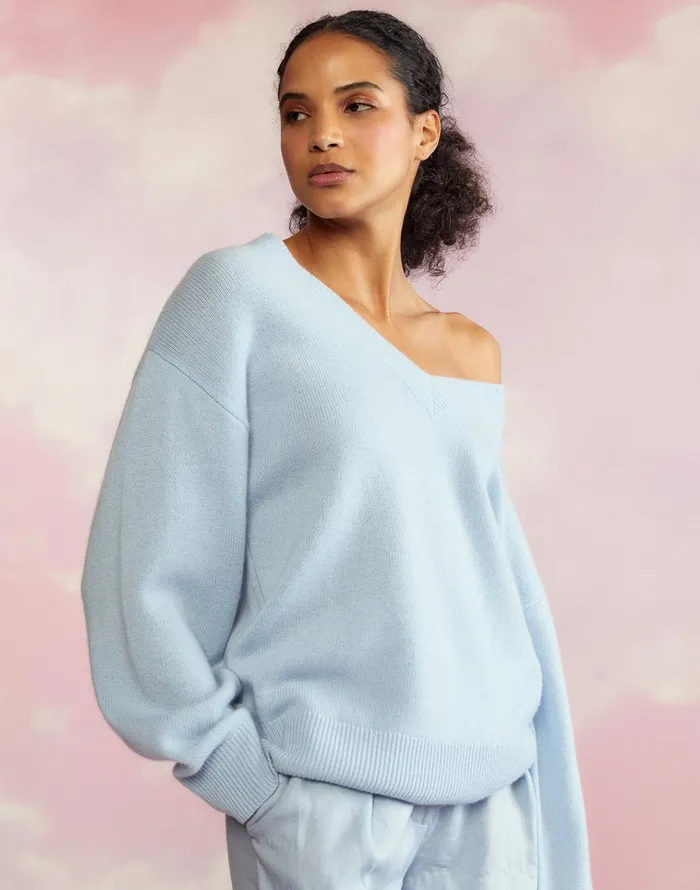 Talia VNeck Sweater 8211 Blue Women Cynthia Rowley Tops