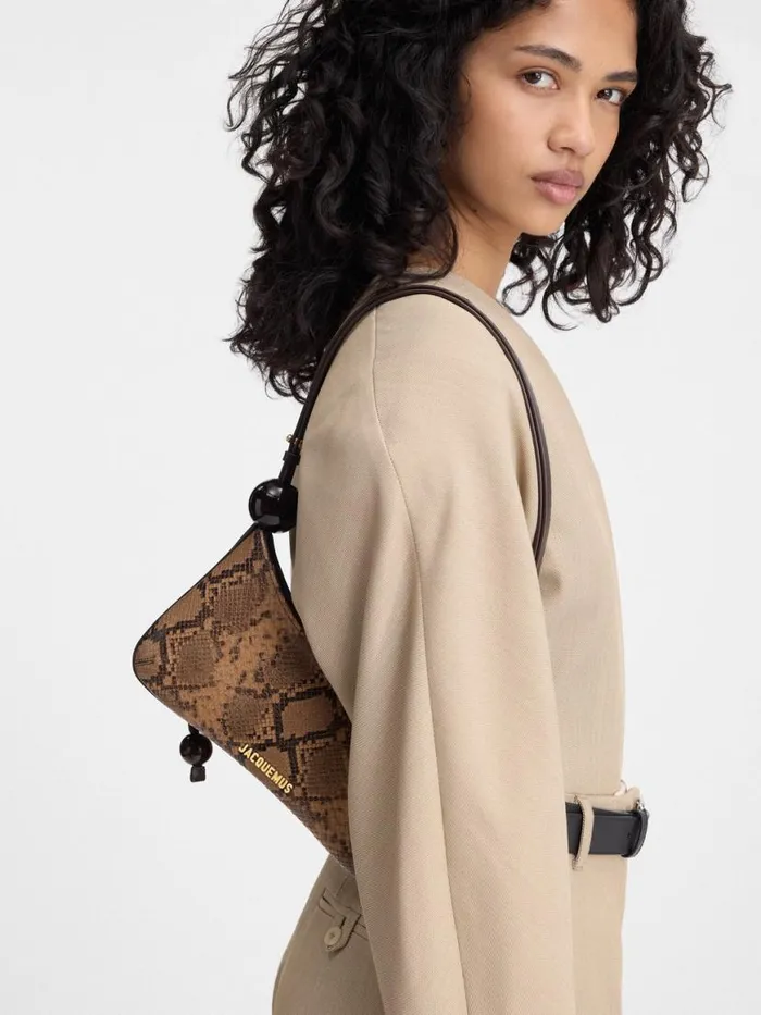 The Bisou Perle Light Brown Women JACQUEMUS Shoulder Bags The Bisou Perle Light Brown Women JACQUEMUS Shoulder Bags
