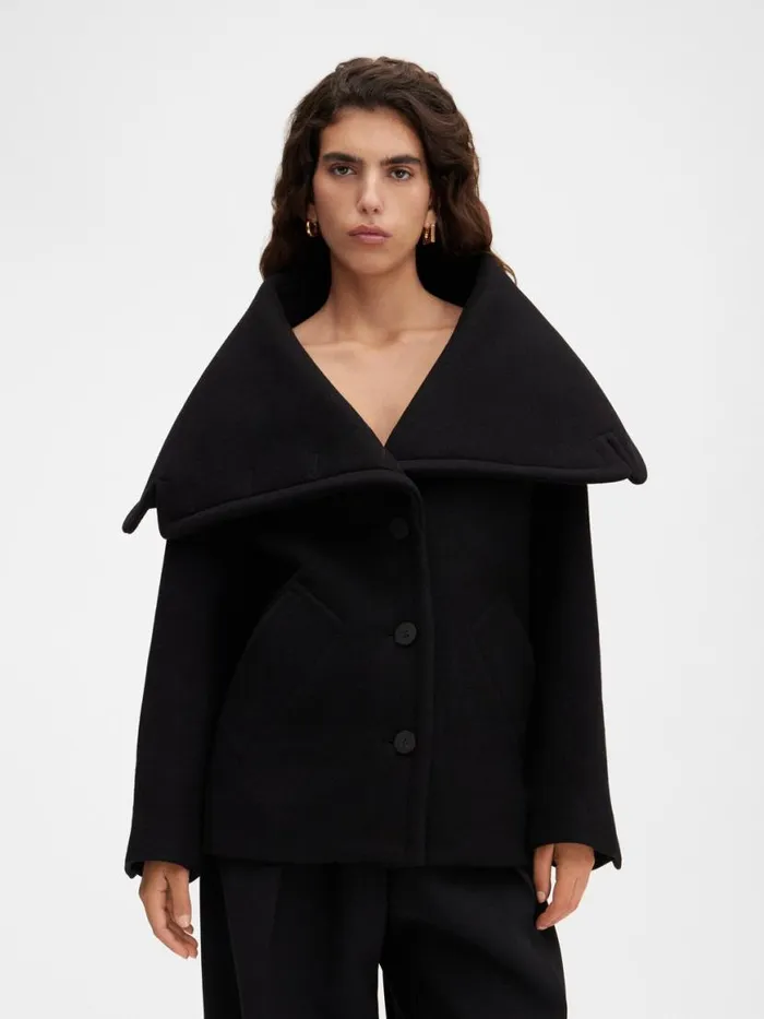 The Caruso Peacoat Black Women JACQUEMUS Coats and Jackets The Caruso Peacoat Black Women JACQUEMUS Coats and Jackets