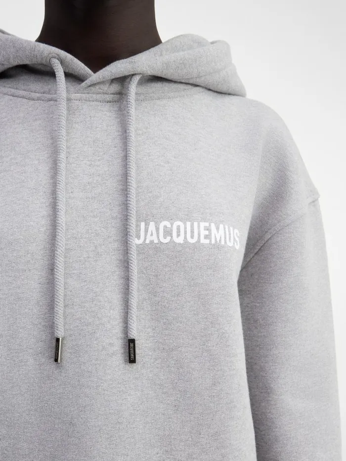 The Jacquemus Sweatshirt Grey WomenMen JACQUEMUS Sweatshirts and Joggings The Jacquemus Sweatshirt Grey WomenMen JACQUEMUS Sweatshirts and Joggings