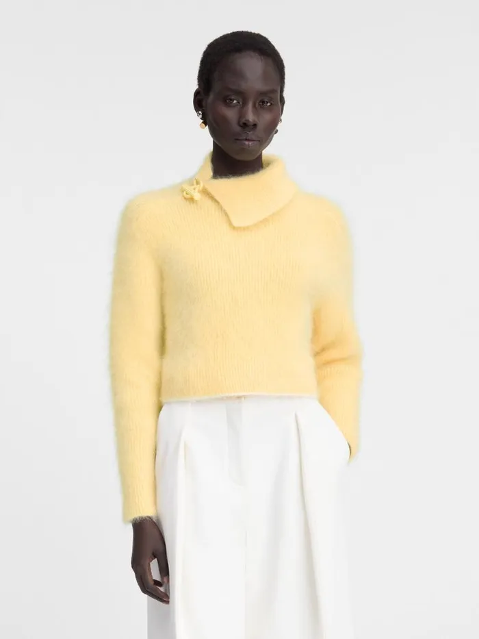 The Marina Sweater Light Yellow Women JACQUEMUS Knits The Marina Sweater Light Yellow Women JACQUEMUS Knits