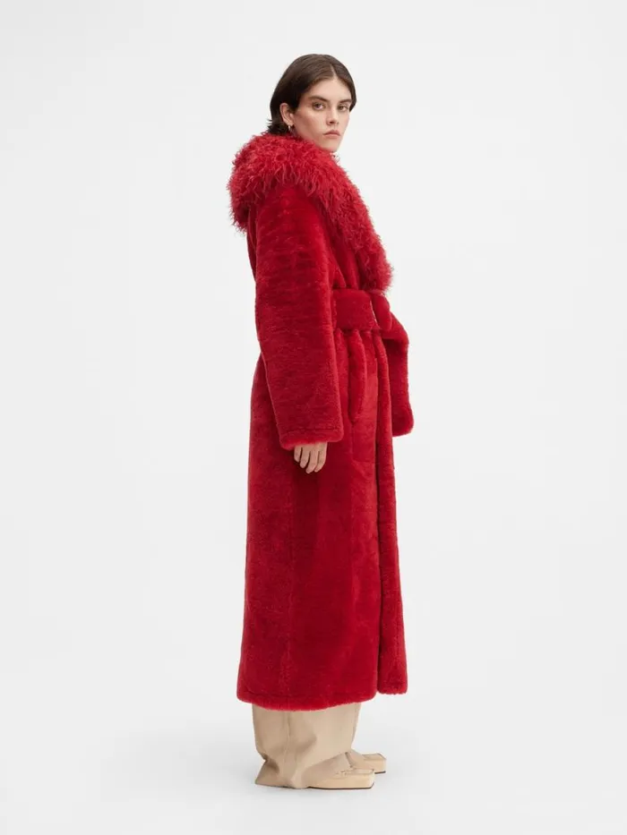 The Pilou Long Coat Dark Red Women JACQUEMUS Coats and Jackets The Pilou Long Coat Dark Red Women JACQUEMUS Coats and Jackets