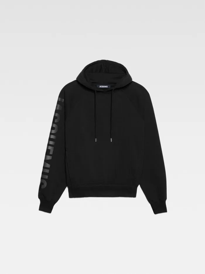 The Typo Hoodie Black Men JACQUEMUS Sweatshirts and Joggings The Typo Hoodie Black Men JACQUEMUS Sweatshirts and Joggings