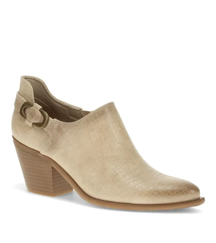 Women Baretraps Booties Yanah Block Heel Ankle Bootie Buff