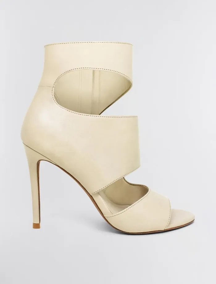 Women BCBG Shoes Surali CutOut Heel Coconut