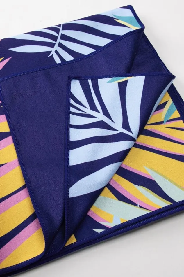 Women Beach Blankets Cupshe Serene Leafy Beach Blanket Multicolor