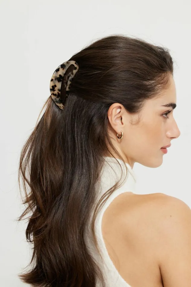 Women Dynamite Hair Accessories Rounded Acetate Claw Hair Clip Brown