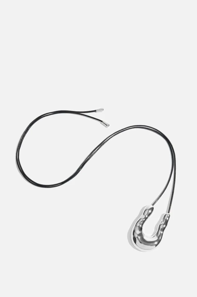 Women Dynamite Necklaces U Pendant Necklace Gray