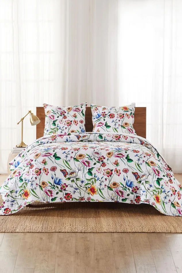 Women FISKA LINEN COTTON QUILT QUEEN White Johnny Was Bedding Women FISKA LINEN COTTON QUILT QUEEN White Johnny Was Bedding